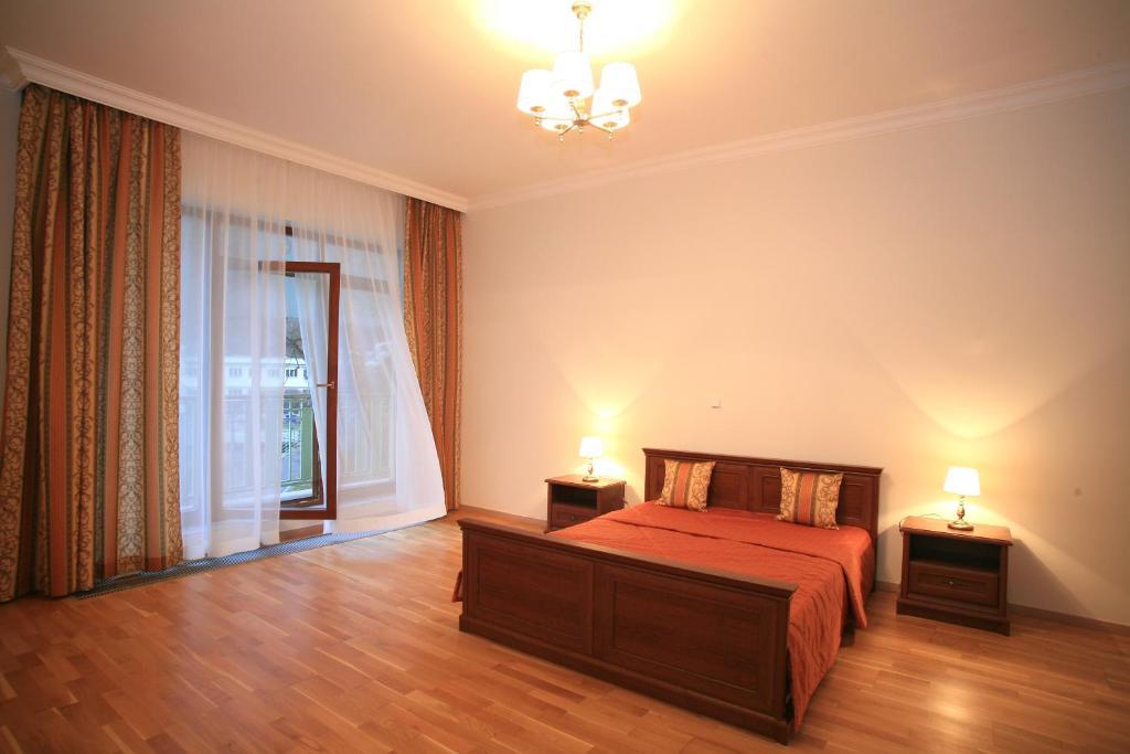 Slunecni Lazne Apartments カルロヴィ・ヴァリ 部屋 写真