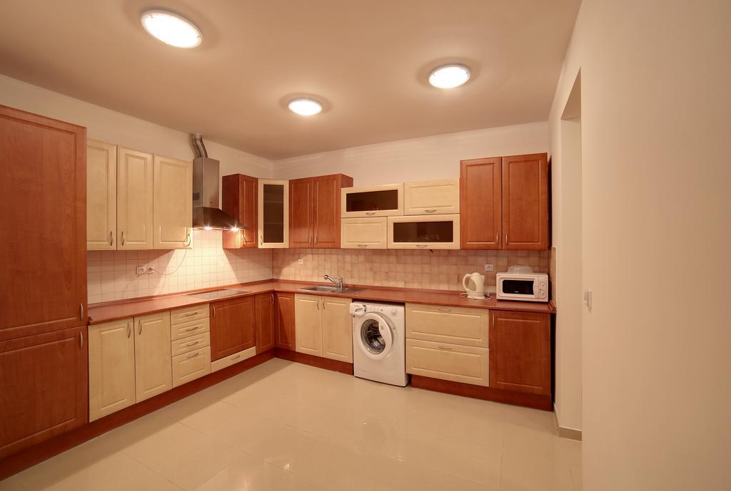 Slunecni Lazne Apartments カルロヴィ・ヴァリ 部屋 写真