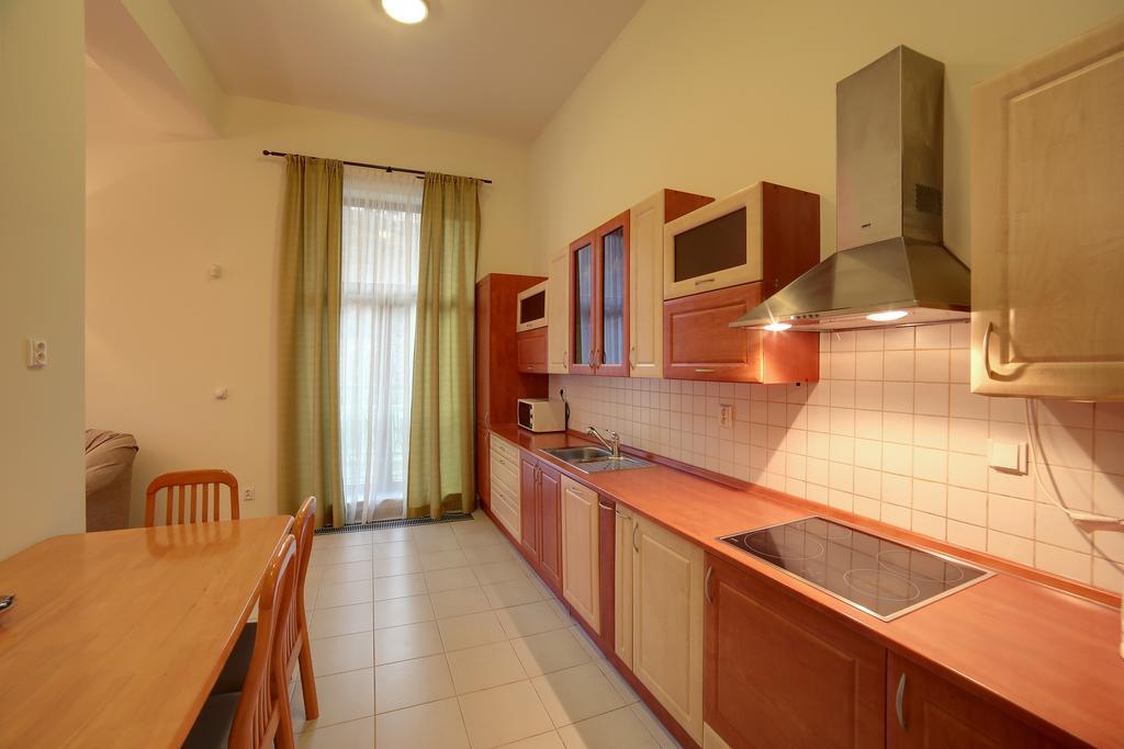 Slunecni Lazne Apartments カルロヴィ・ヴァリ 部屋 写真