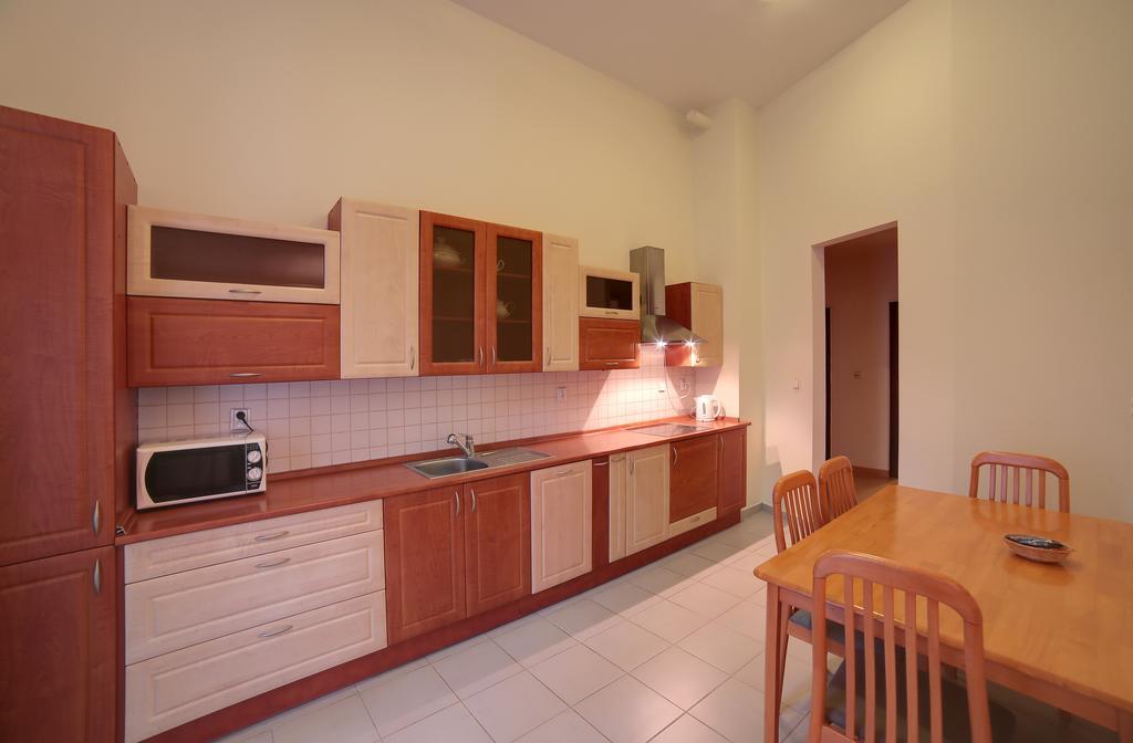 Slunecni Lazne Apartments カルロヴィ・ヴァリ 部屋 写真